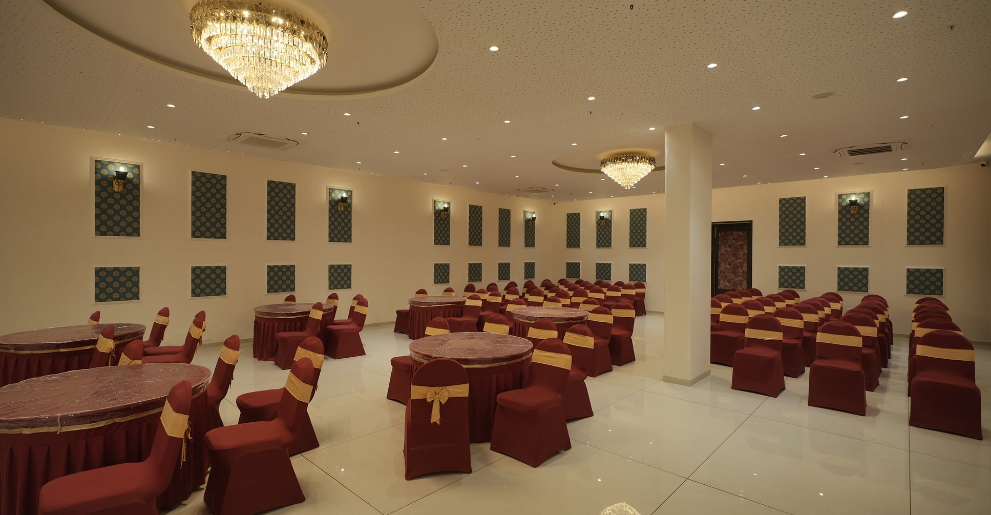 Bayleaf Banquet hall with chandeliers, Anand