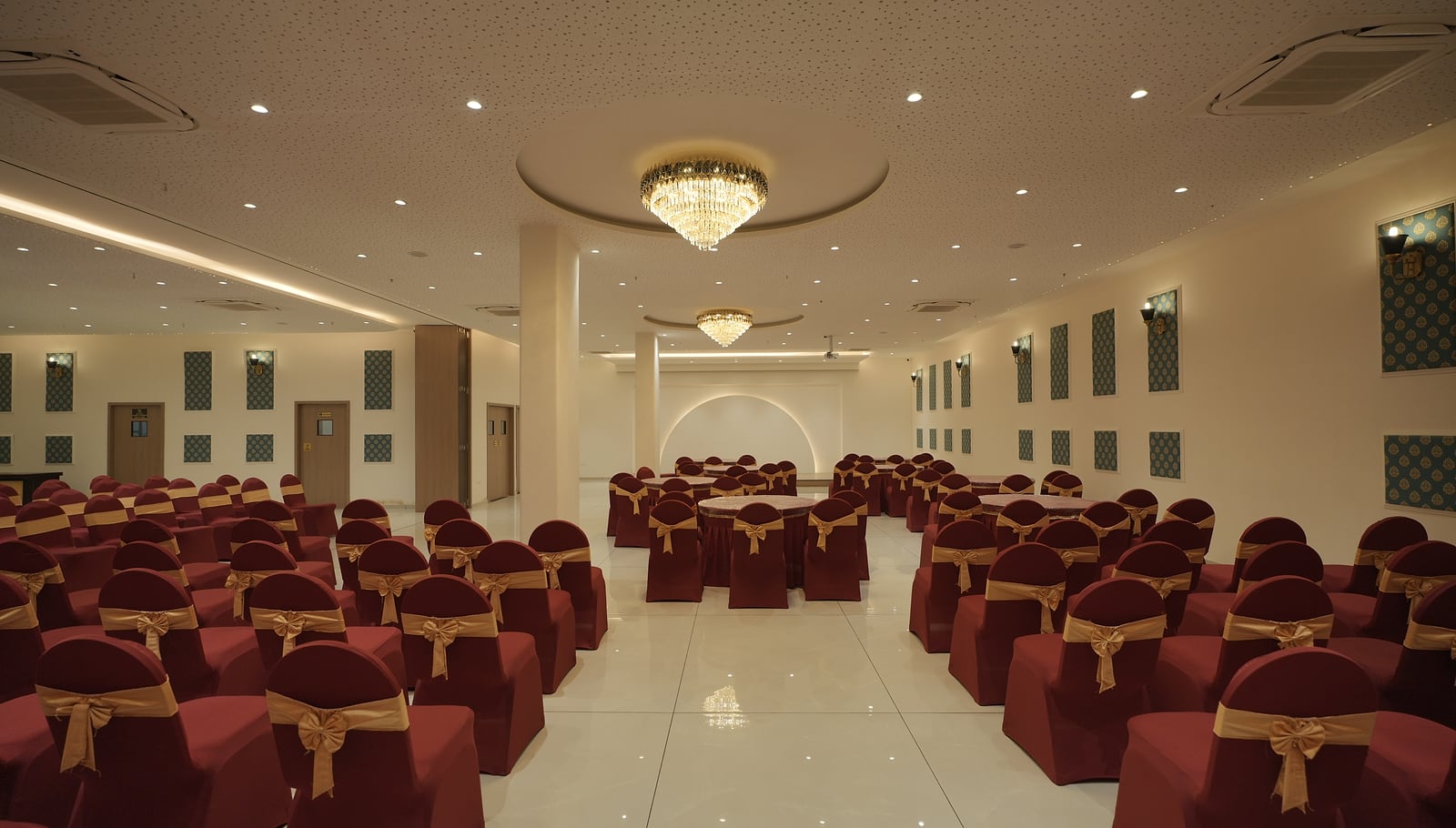 Birthday Parties, Baby Showers & Family Celebrations in Anand at Bayleaf